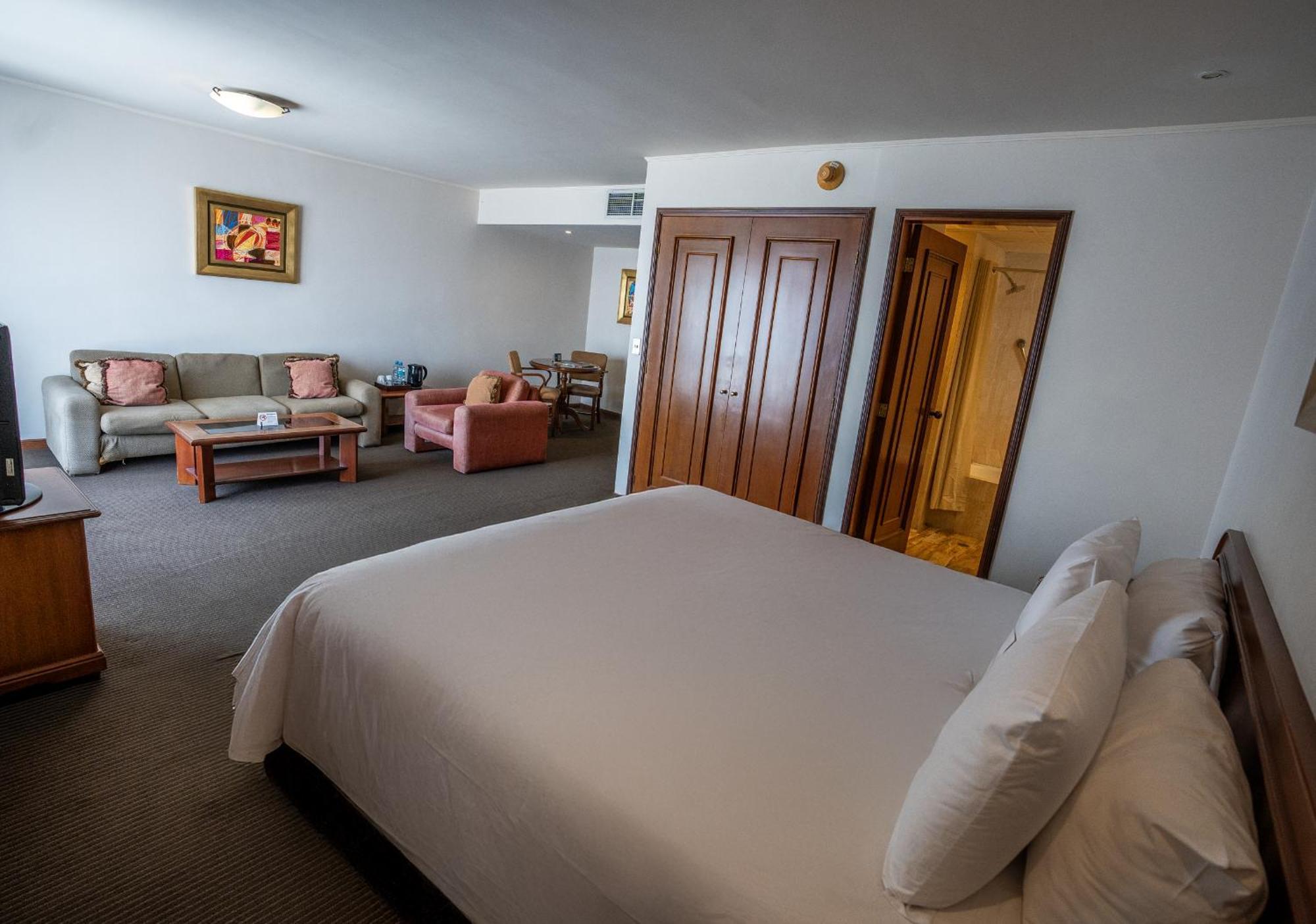 Hotel Bth Golf Lima